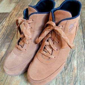 Sorel boots size 8.5